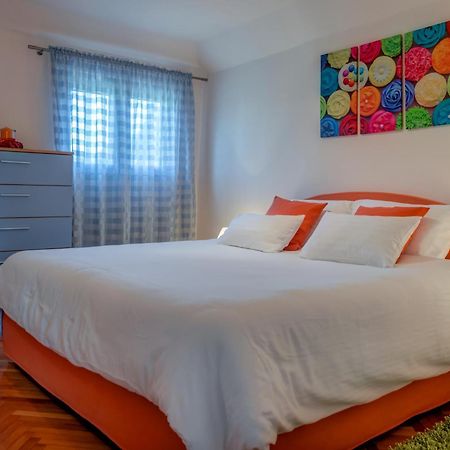 Apartment Bacvice Holiday With Free Parking Split Exteriér fotografie